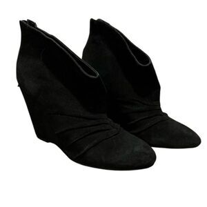 BCBG suede leather black 4” wedge Ruched ankle booties boots 8.5 Whimsigoth